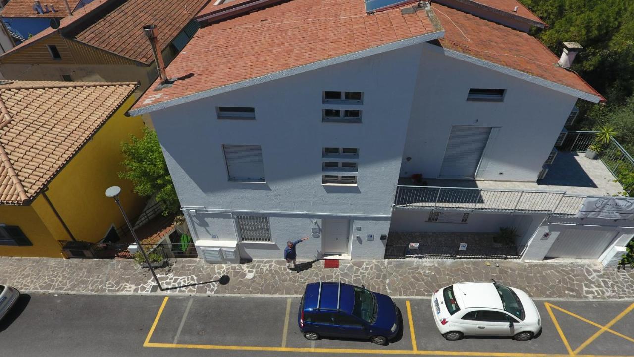Amare Sirolo B&B 외부 사진